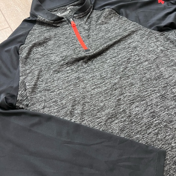 Under Armour Men’s Small 1/4 Zip Long Sleeve Pullover Black Gray - Picture 6 of 7